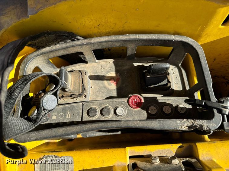 image for item DU9631 Walker Neuson trench compactor