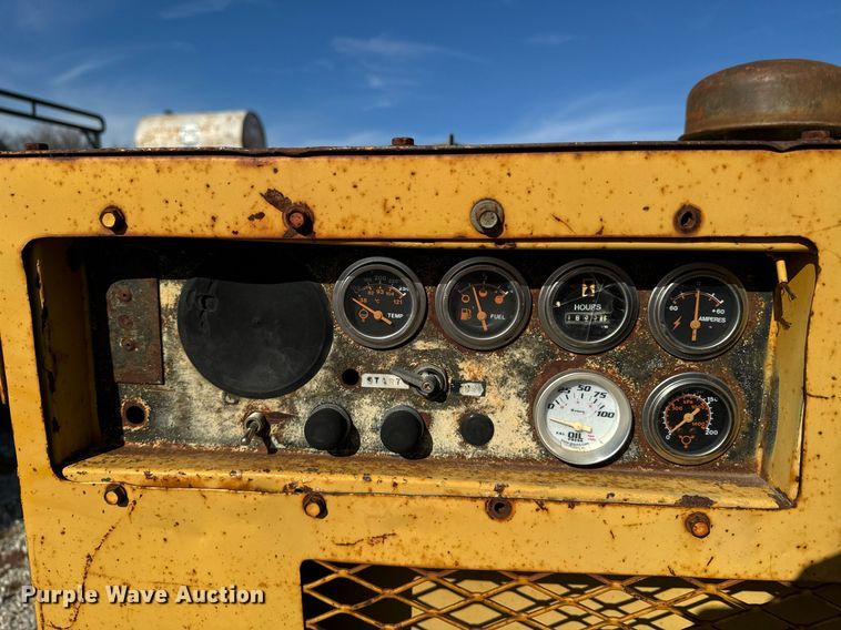 image for item DU9634 1987 Sullivan Machinery D01250421C1EA air compressor