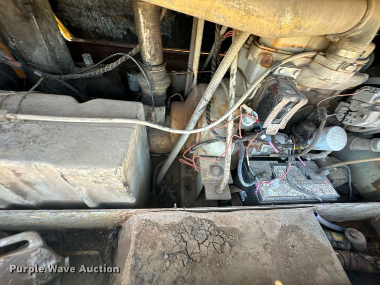 image for item DU9634 1987 Sullivan Machinery D01250421C1EA air compressor