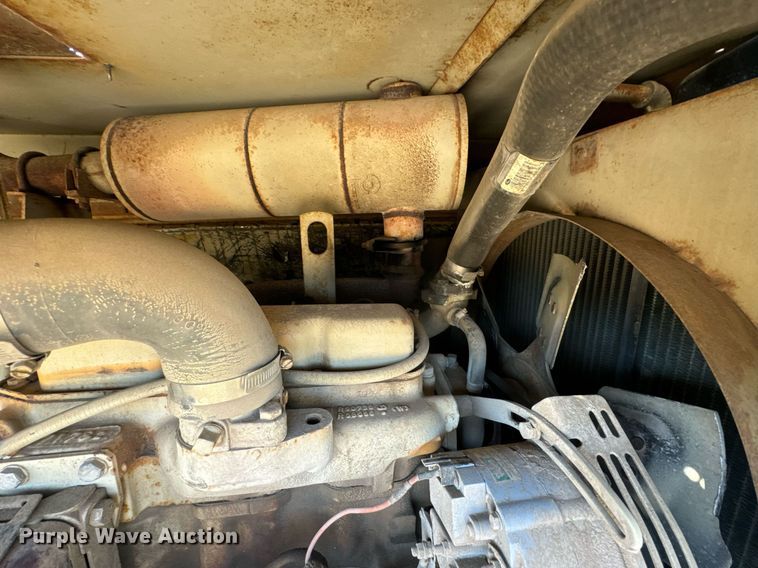 image for item DU9634 1987 Sullivan Machinery D01250421C1EA air compressor