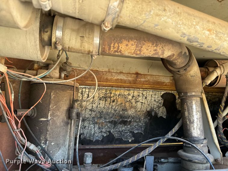 image for item DU9634 1987 Sullivan Machinery D01250421C1EA air compressor