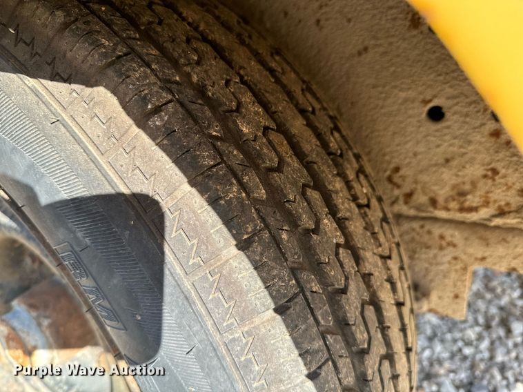 image for item DU9634 1987 Sullivan Machinery D01250421C1EA air compressor