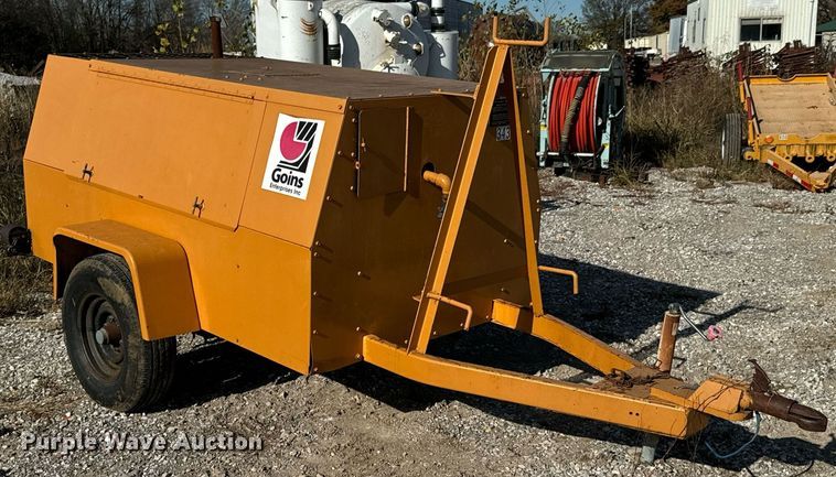 image for item DU9635 1990 Le Roi Dresser air compressor