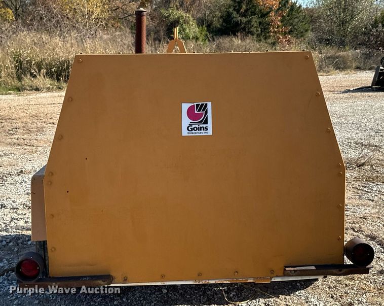 image for item DU9635 1990 Le Roi Dresser air compressor