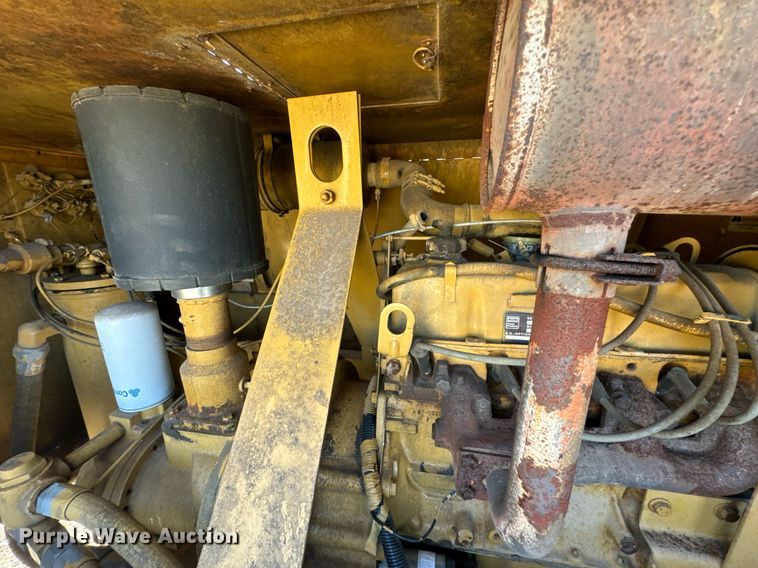 image for item DU9635 1990 Le Roi Dresser air compressor