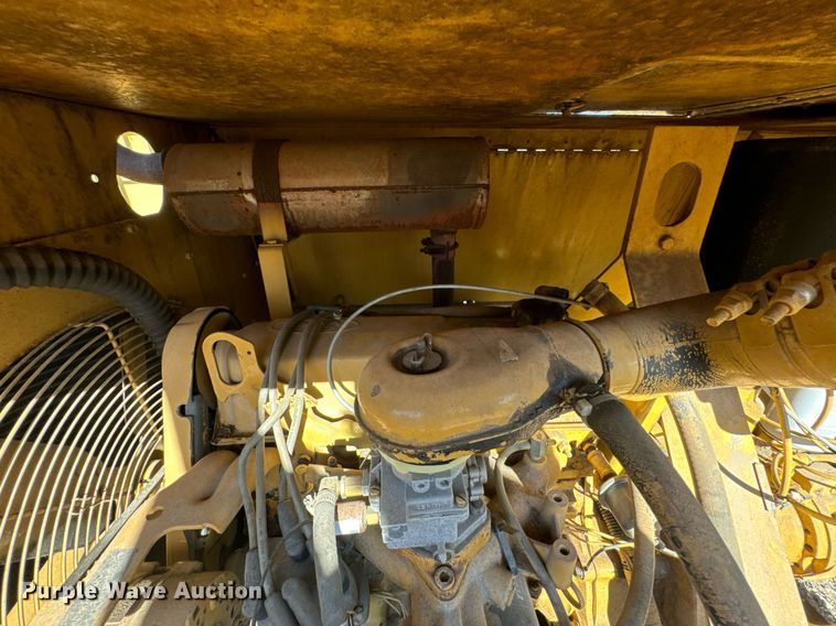 image for item DU9635 1990 Le Roi Dresser air compressor