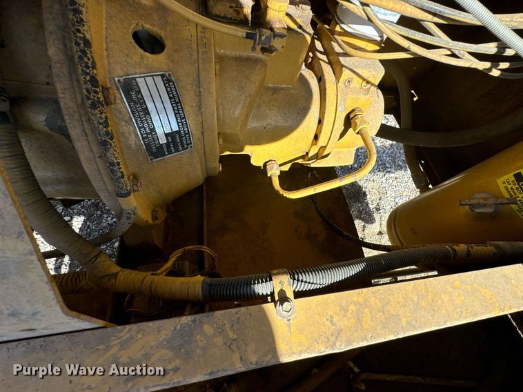 image for item DU9635 1990 Le Roi Dresser air compressor