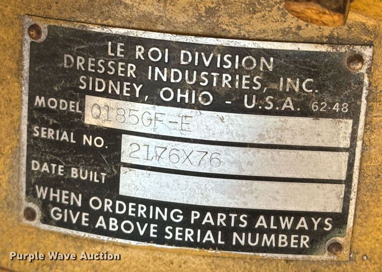 image for item DU9635 1990 Le Roi Dresser air compressor