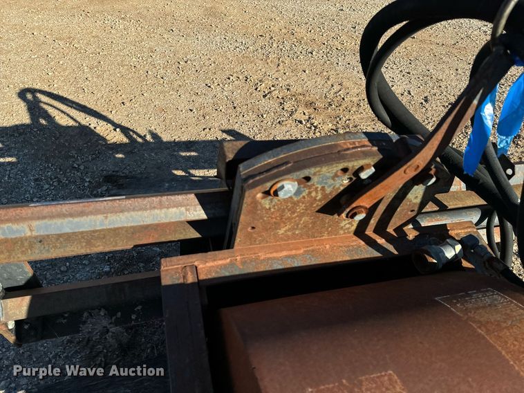 image for item DU9638 Gehl skid steer asphalt grinder