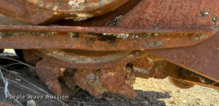 image for item DU9638 Gehl skid steer asphalt grinder