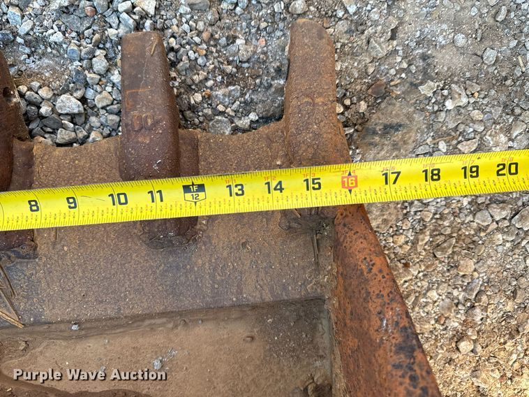 image for item DU9639 (9) buckets