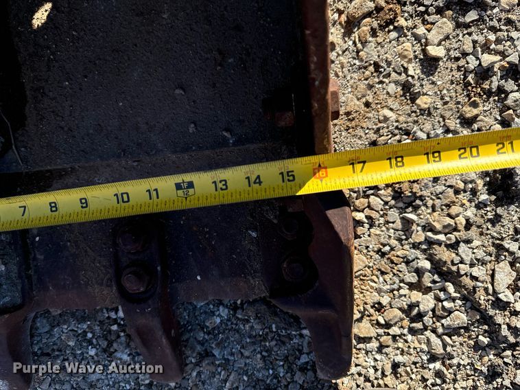 image for item DU9639 (9) buckets