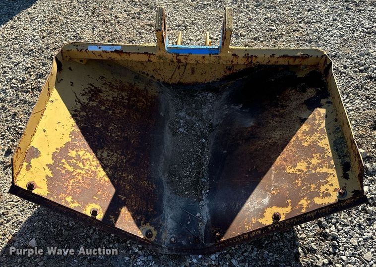 image for item DU9639 (9) buckets