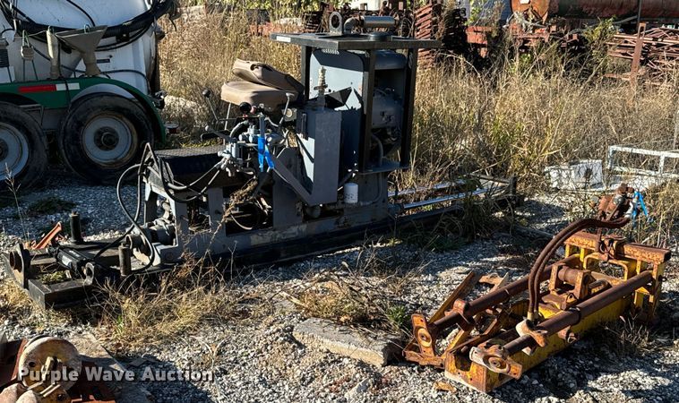 image for item DU9641 (2) stationary boring machine