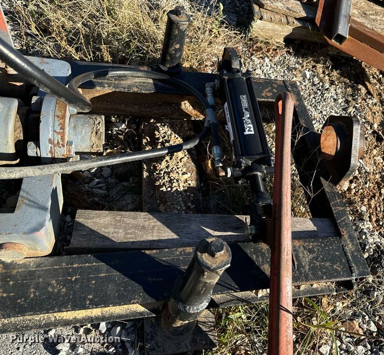 image for item DU9641 (2) stationary boring machine