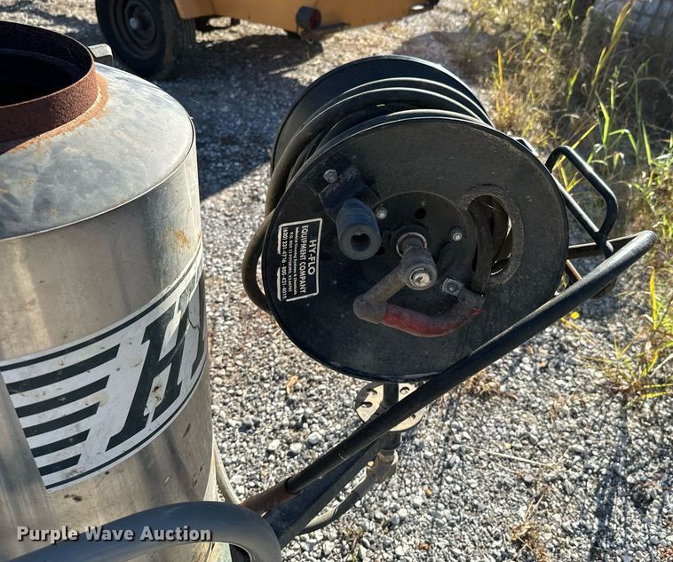 image for item DU9644 Vacuum truck bed equipment