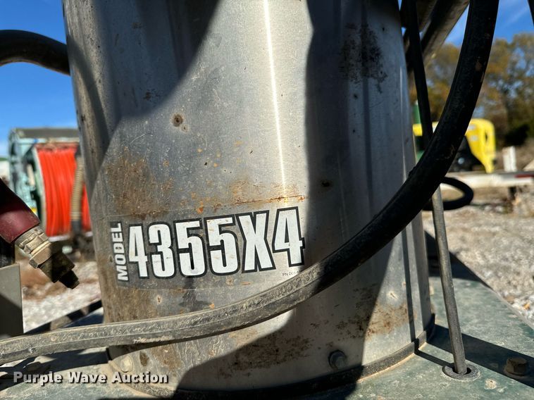 image for item DU9644 Vacuum truck bed equipment