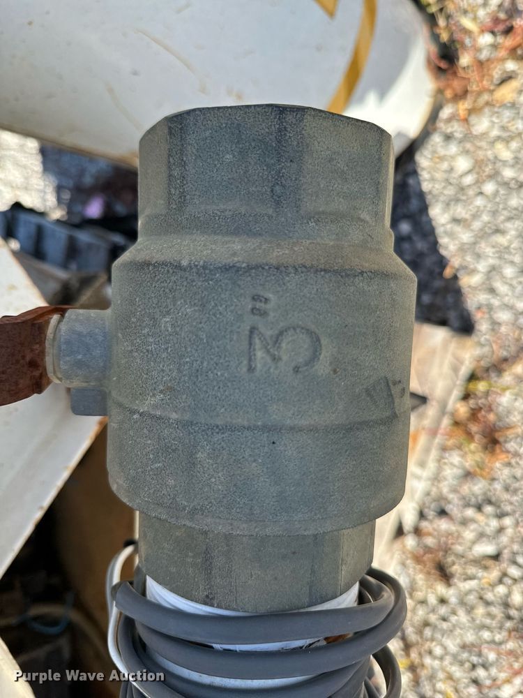 image for item DU9644 Vacuum truck bed equipment