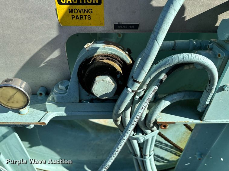 image for item DU9644 Vacuum truck bed equipment