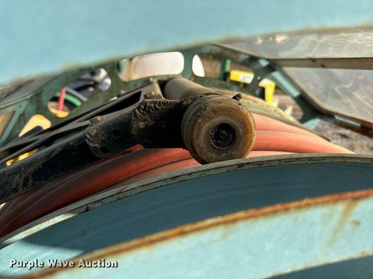 image for item DU9644 Vacuum truck bed equipment