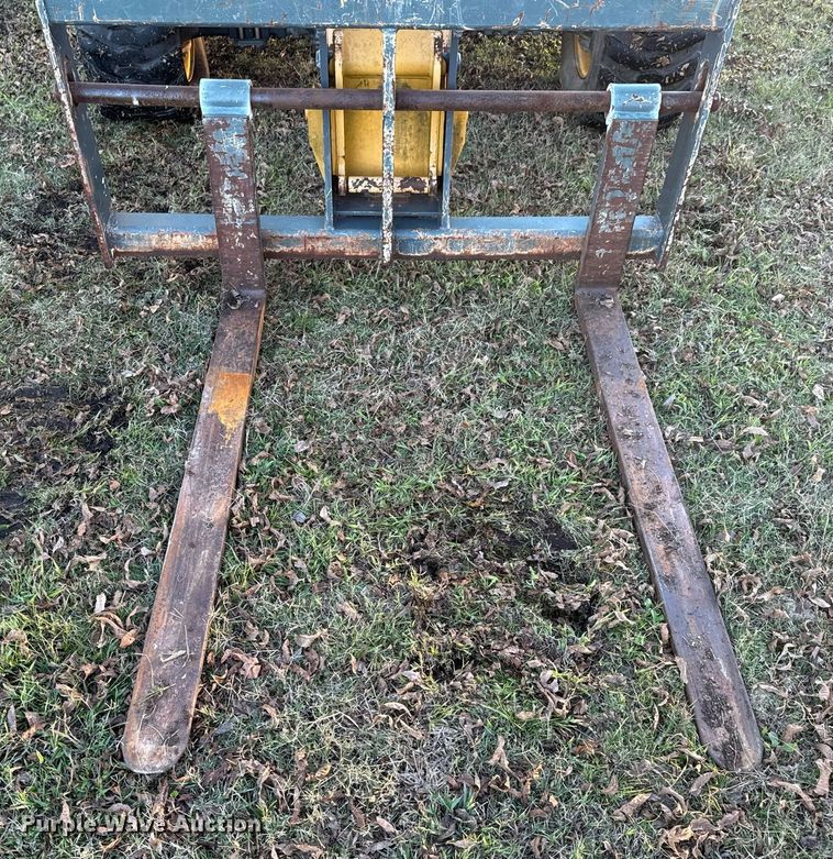 image for item DU9656 2011 Gehl RS6-34 telehandler