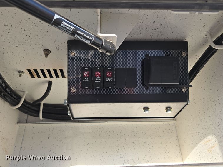 image for item DV0033 2013 Ford F550 Super Duty XL utility / service truck