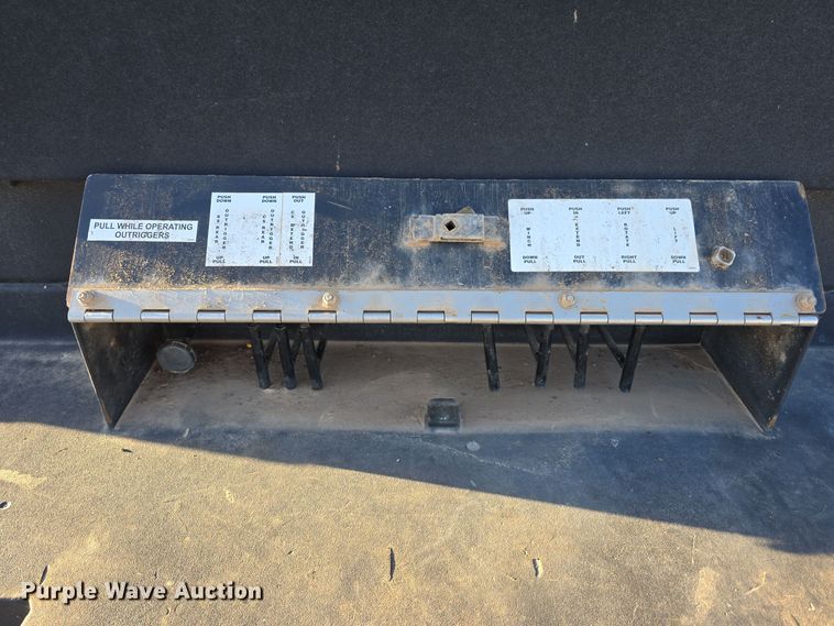 image for item DV0033 2013 Ford F550 Super Duty XL utility / service truck