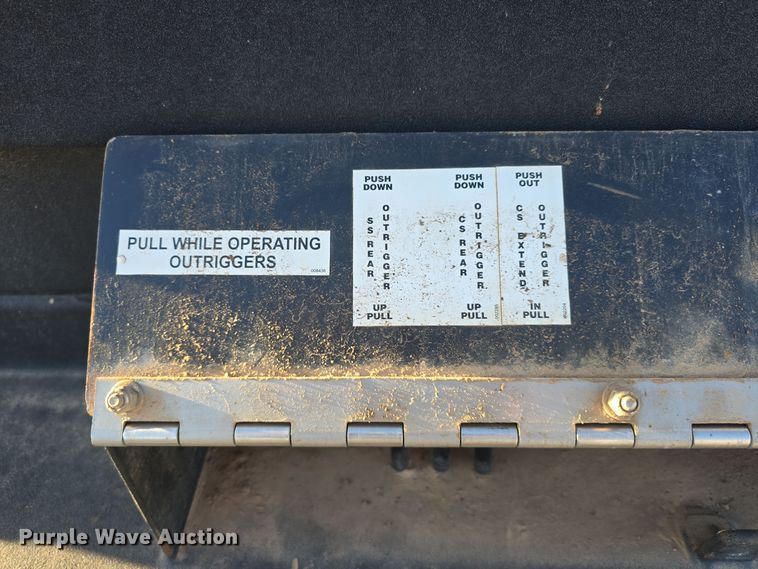 image for item DV0033 2013 Ford F550 Super Duty XL utility / service truck