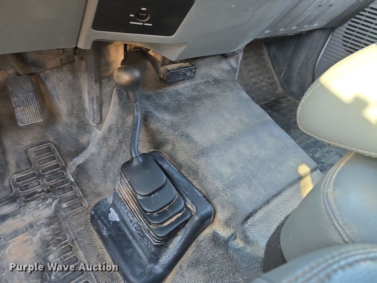 image for item DV0033 2013 Ford F550 Super Duty XL utility / service truck