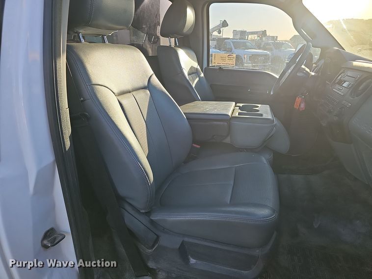image for item DV0033 2013 Ford F550 Super Duty XL utility / service truck