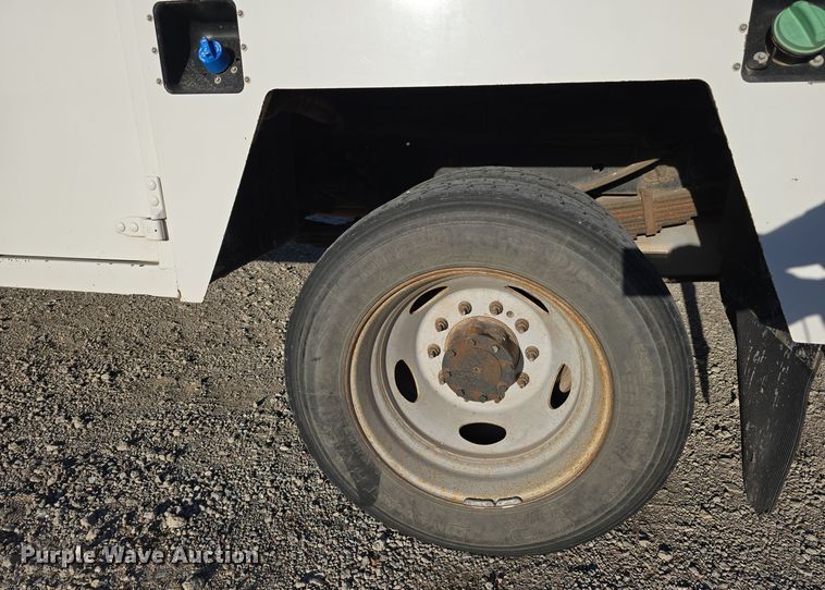 image for item DV0033 2013 Ford F550 Super Duty XL utility / service truck