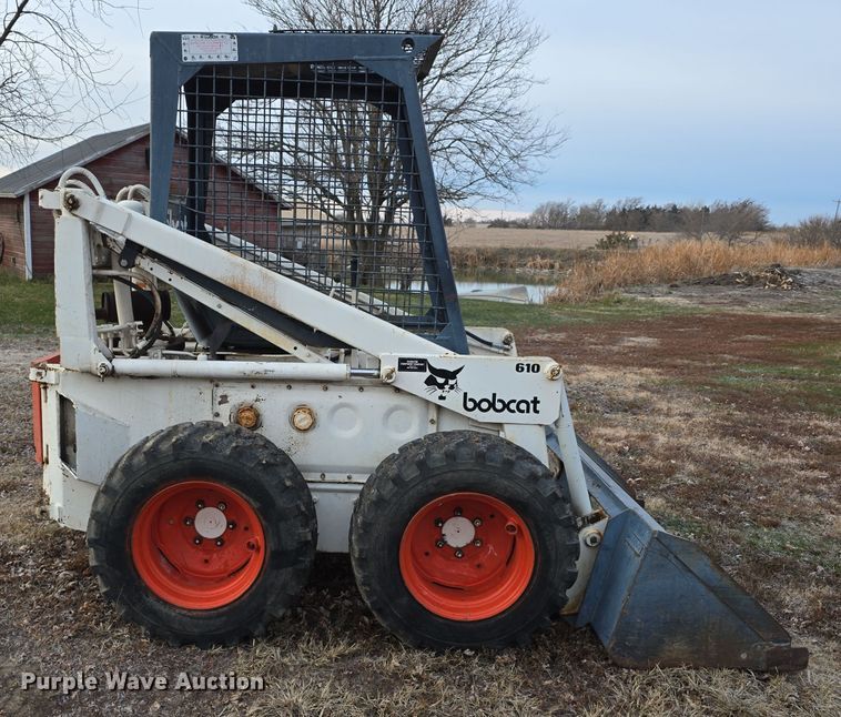 image for item DV0049 1972 Bobcat 610 skid steer loader
