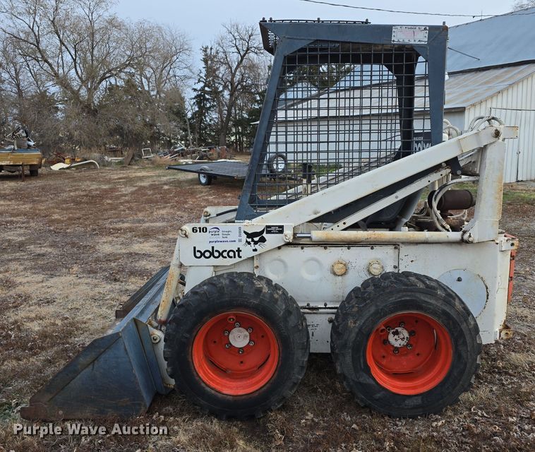 image for item DV0049 1972 Bobcat 610 skid steer loader