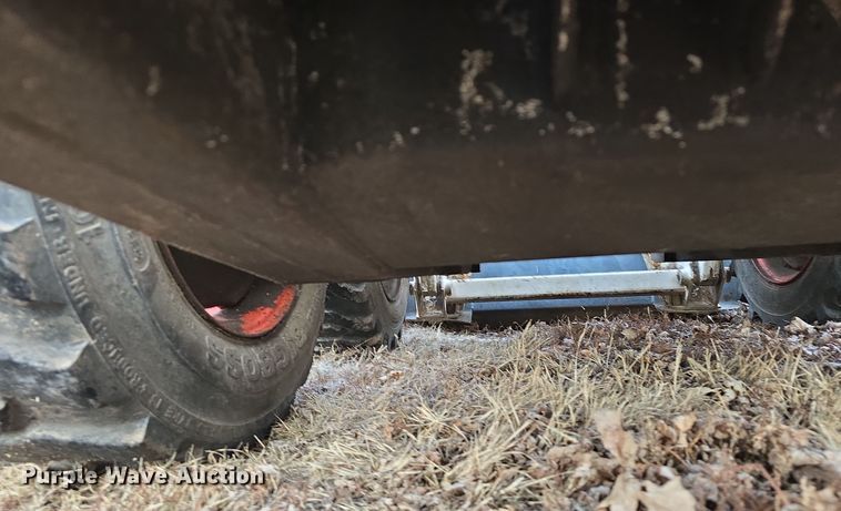 image for item DV0049 1972 Bobcat 610 skid steer loader