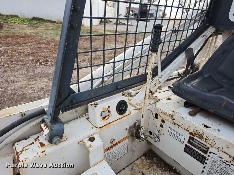 image for item DV0049 1972 Bobcat 610 skid steer loader