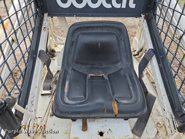 image for item DV0049 1972 Bobcat 610 skid steer loader