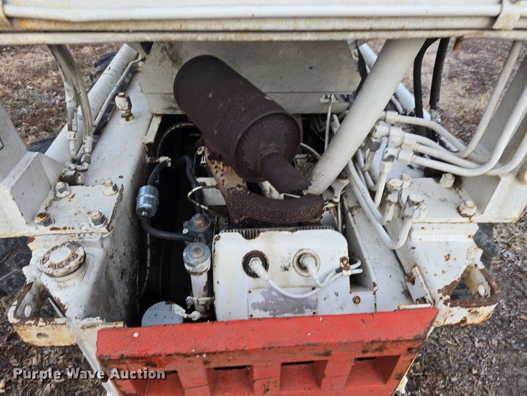 image for item DV0049 1972 Bobcat 610 skid steer loader