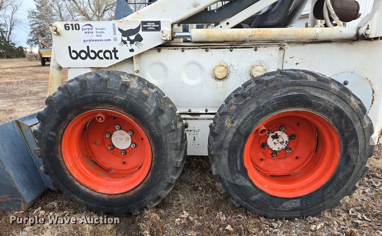 image for item DV0049 1972 Bobcat 610 skid steer loader