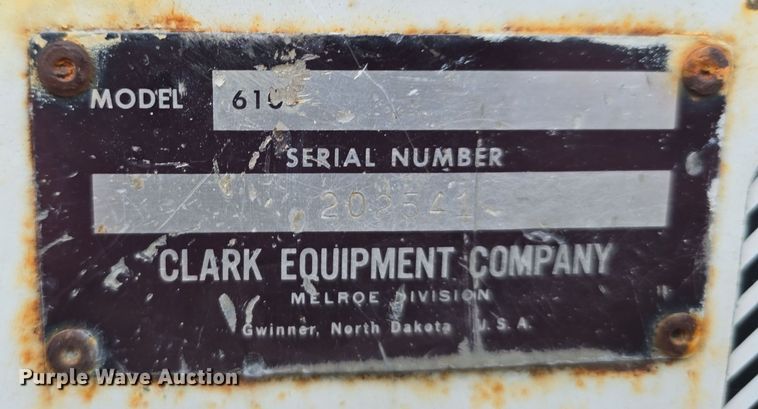 image for item DV0049 1972 Bobcat 610 skid steer loader