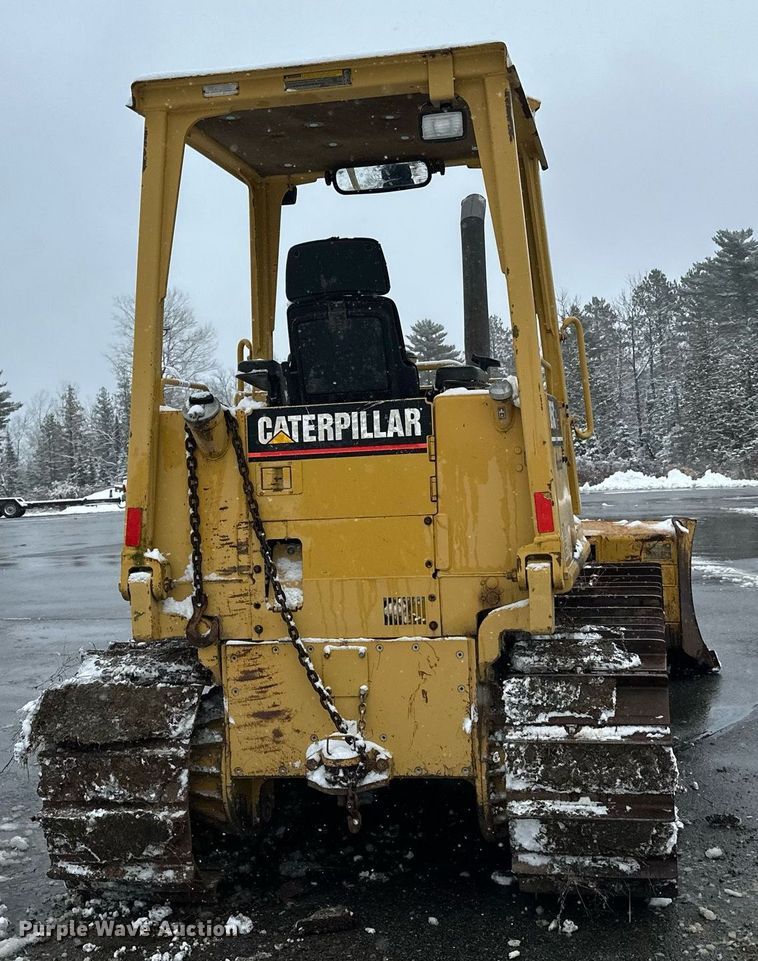 image for item DV0513 2001 Caterpillar  D5C XL Series 3 dozer