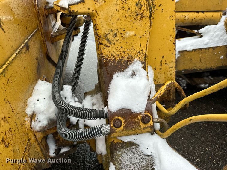 image for item DV0513 2001 Caterpillar  D5C XL Series 3 dozer