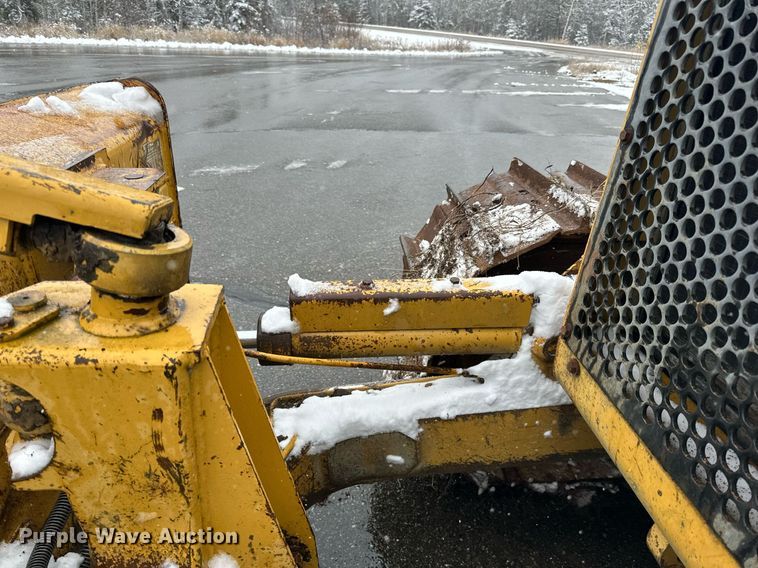 image for item DV0513 2001 Caterpillar  D5C XL Series 3 dozer