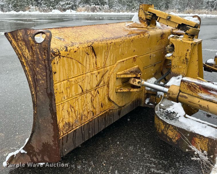 image for item DV0513 2001 Caterpillar  D5C XL Series 3 dozer