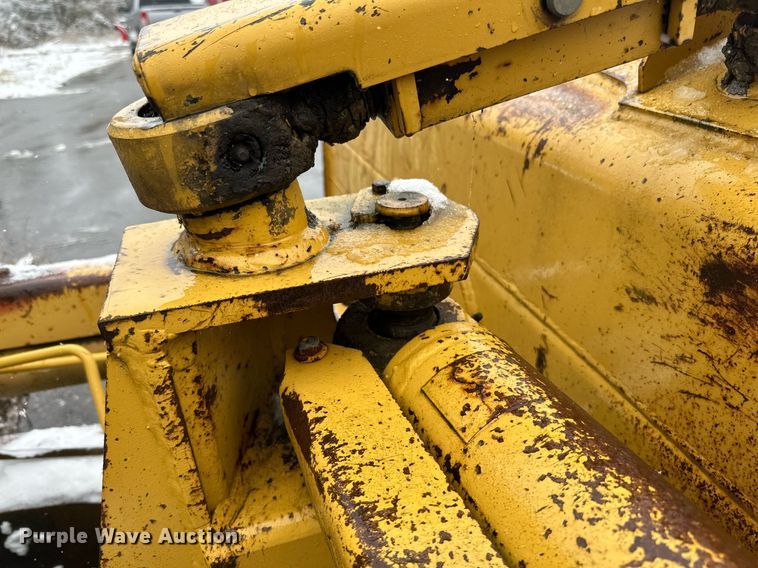 image for item DV0513 2001 Caterpillar  D5C XL Series 3 dozer