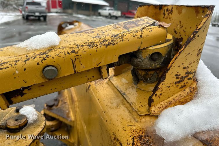 image for item DV0513 2001 Caterpillar  D5C XL Series 3 dozer