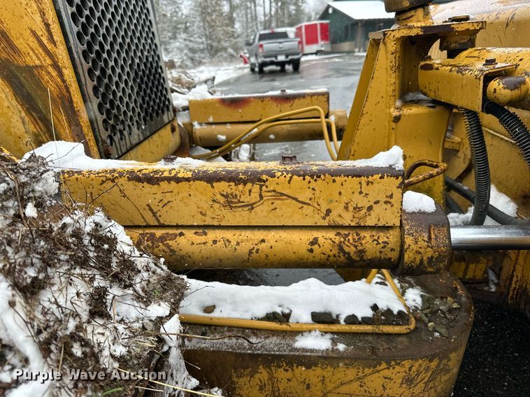 image for item DV0513 2001 Caterpillar  D5C XL Series 3 dozer