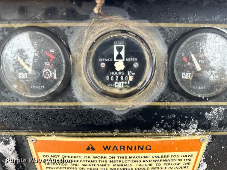 image for item DV0513 2001 Caterpillar  D5C XL Series 3 dozer