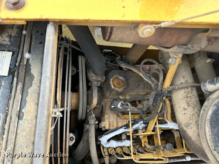 image for item DV0513 2001 Caterpillar  D5C XL Series 3 dozer