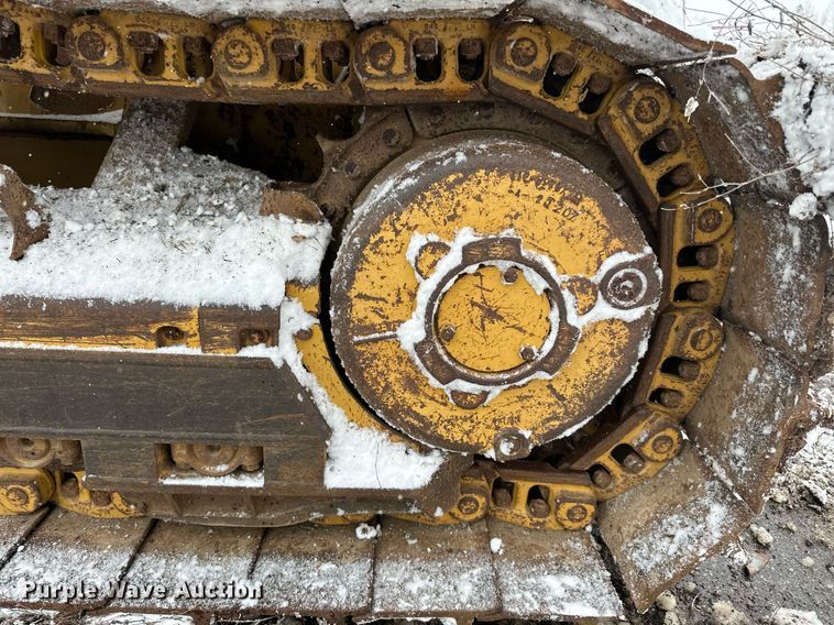 image for item DV0513 2001 Caterpillar  D5C XL Series 3 dozer