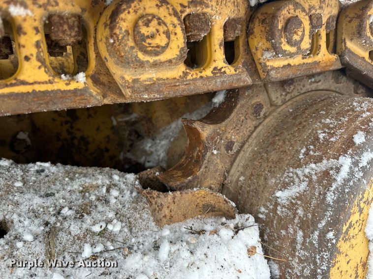 image for item DV0513 2001 Caterpillar  D5C XL Series 3 dozer